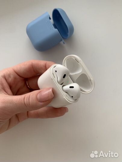 Airpods 2 поколения оригинал