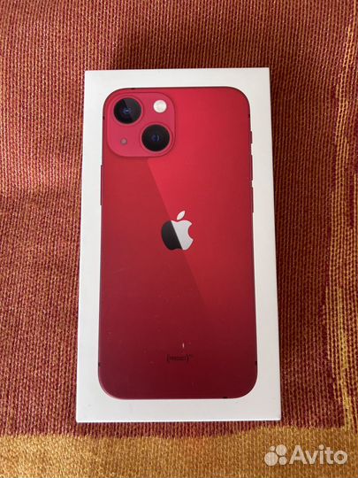 Коробка от iPhone 13 mini с кабеле