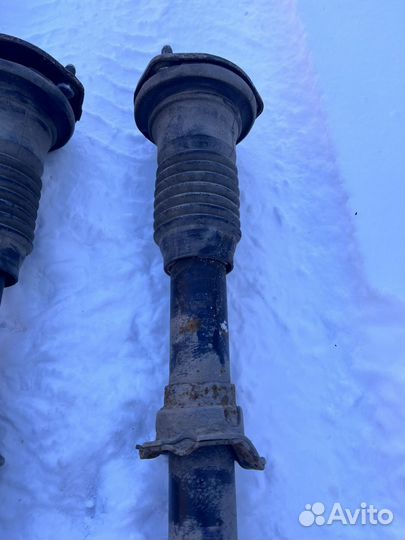 Передние стойки амортизатора Mazda 6 gh