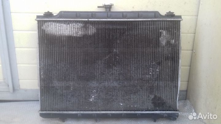 Ниссан Х-трейл Т31 радиатор охлаждения двс