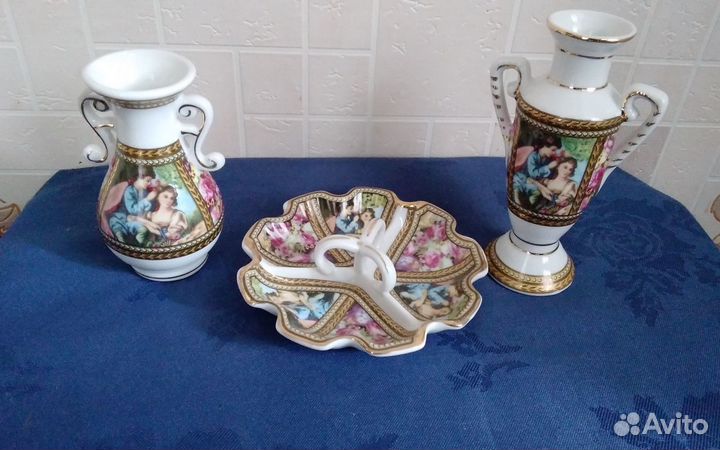 Фарфоровые вазочки, тарелки доя оливок