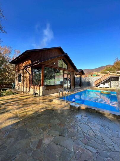 Коттедж 107 м² на участке 6 сот.