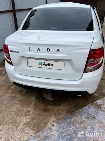 LADA Granta 1.6 МТ, 2022, битый, 7 500 км