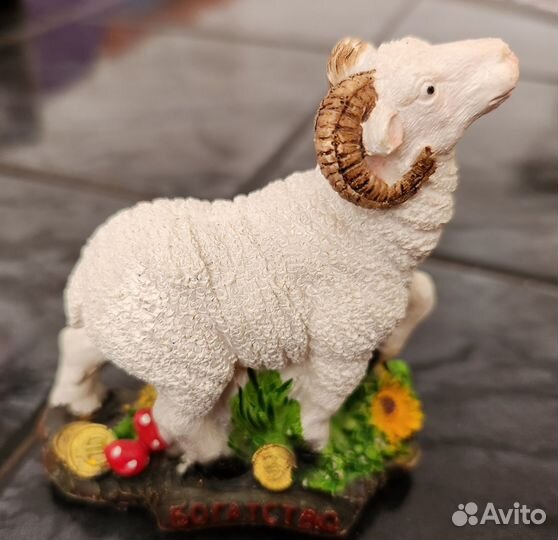 Фарфоровые животные