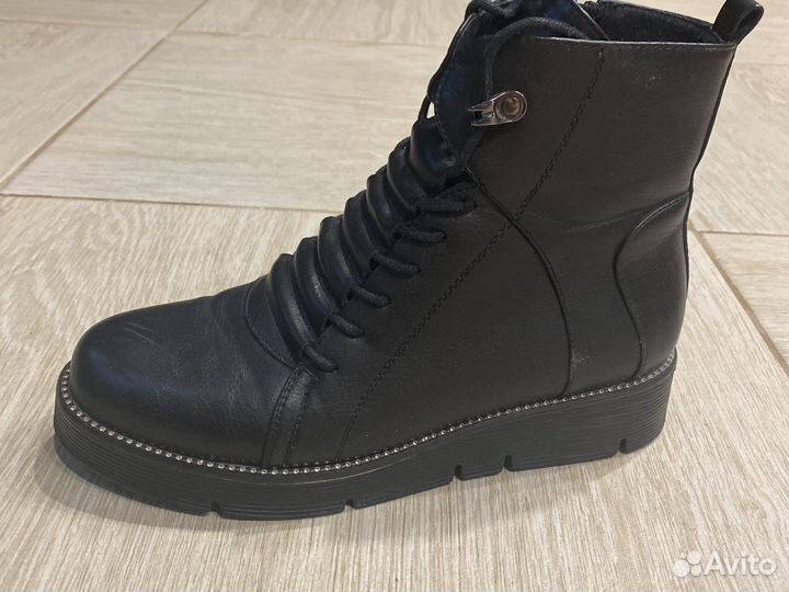 Ботинки женские