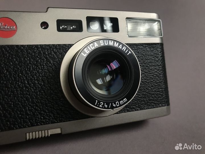 Leica CM