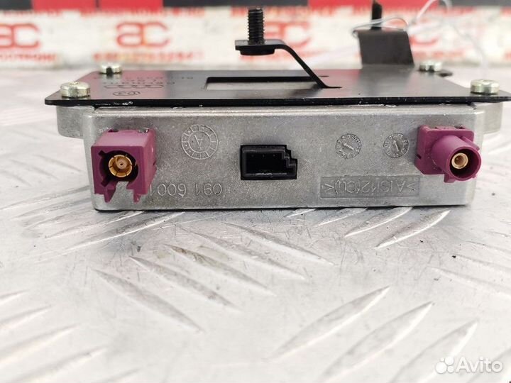 Усилитель антенны Audi A4 B6 2004 8E0035456D