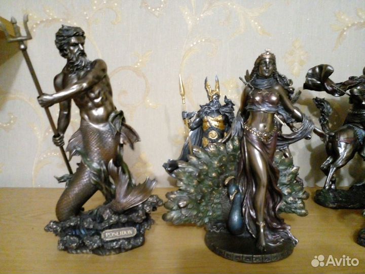 Продам Фигуру Посейдона или Юноны