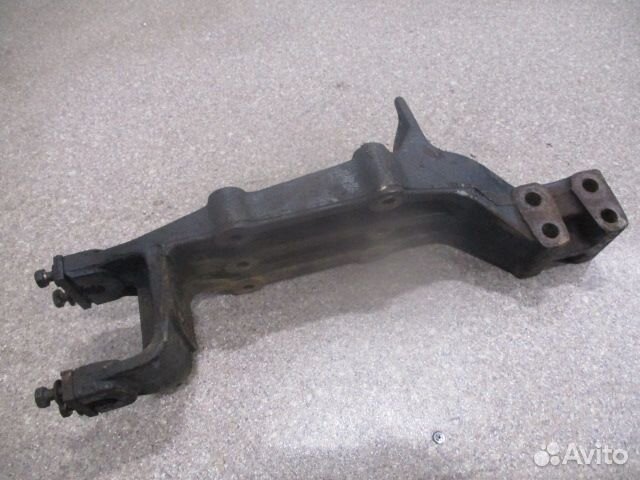 Кронштейн крепления рессоры левый DAF 1304512