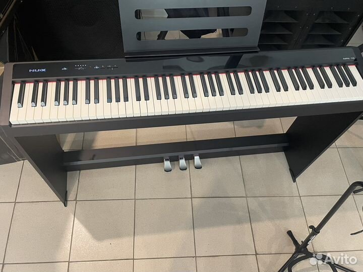 Цифровое пианино nux npk 10 + стойка