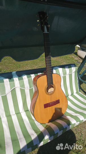 Акустическая гитара им.луначарского
