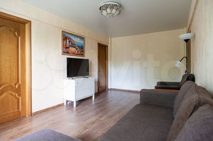 2-к. квартира, 43 м², 3/5 эт.