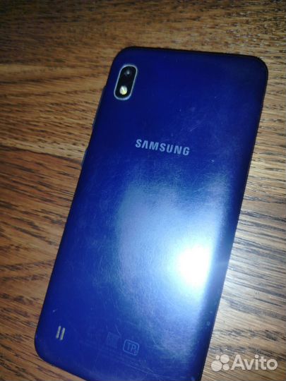 Samsung Galaxy A10, 2/32 ГБ