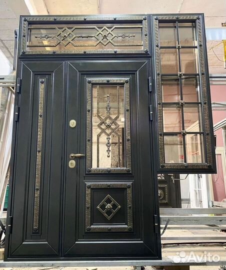 Дверь входная в дом