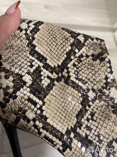 Ботфорты змеиный принт