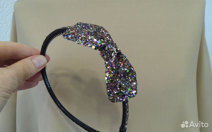 Ободок для волос с бантом