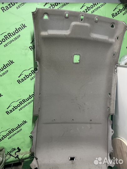 Обшивка потолка Nissan Wingroad