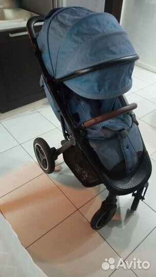 Коляска прогулочная Sweet Baby Suburban Air