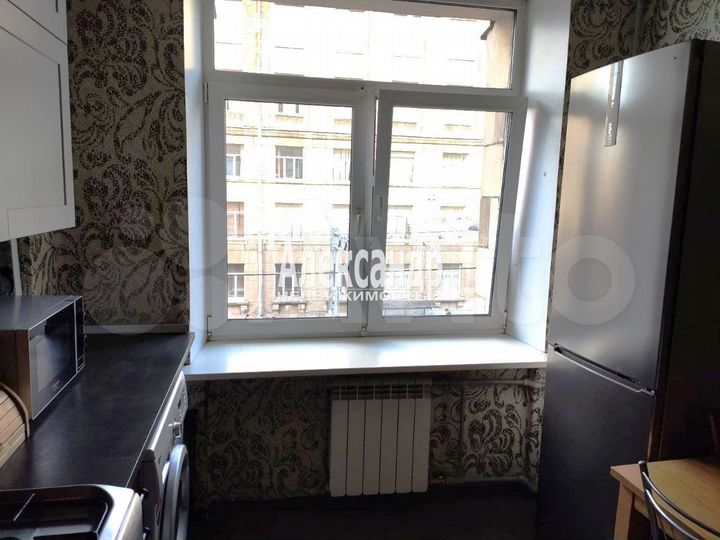 2-к. квартира, 61 м², 3/6 эт.