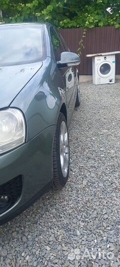 Volkswagen Golf 1.4 МТ, 2004, 295 000 км