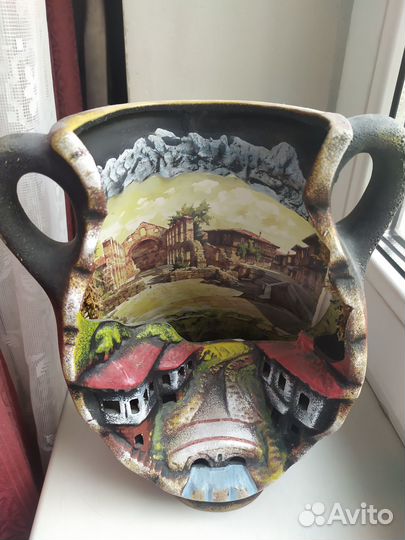 Глиняный кувшин