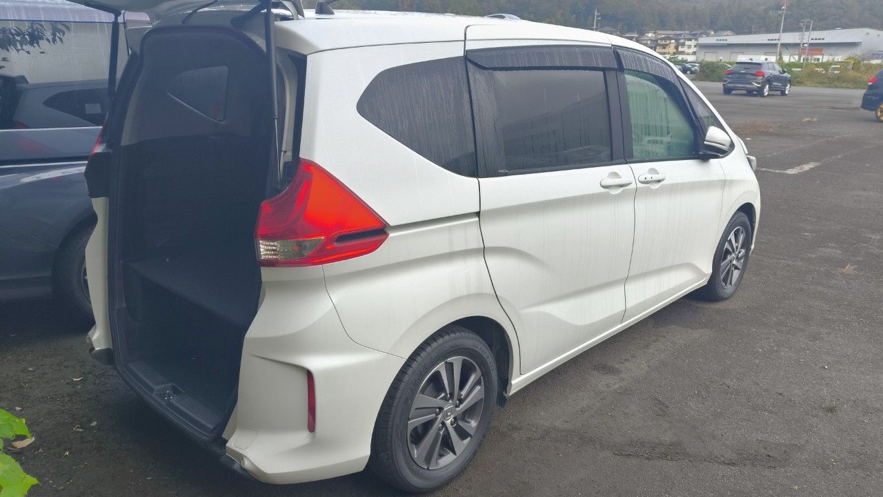 Honda Freed+: фото из отзыва