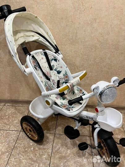 Трехколесный велосипед коляска