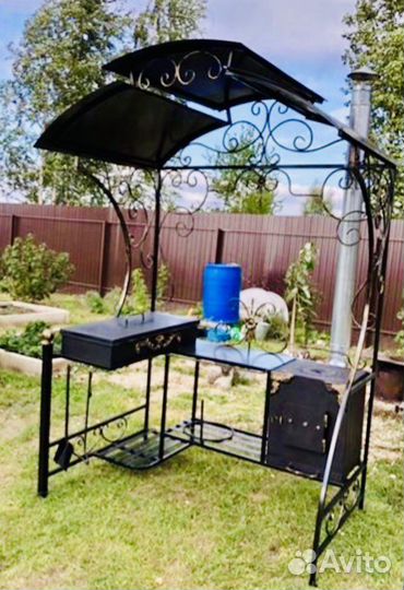 Мангал с крышей