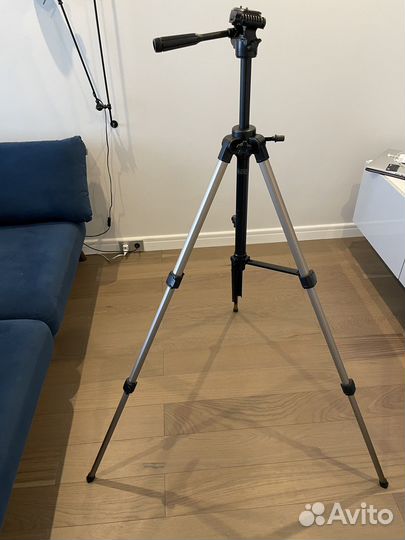 Штатив для фотоаппарата