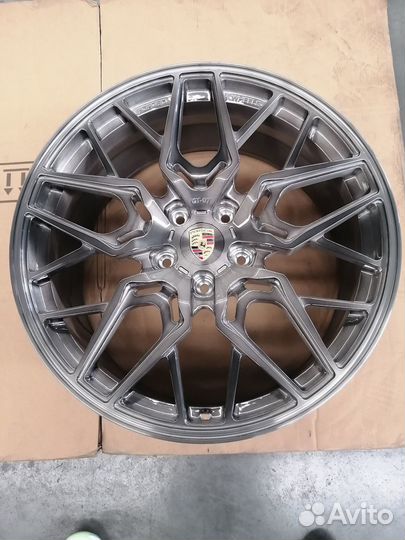 Кованые диски GT R22 для Porsche Taycan / Panamera