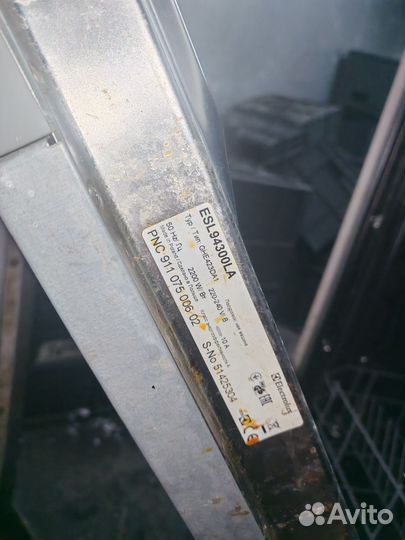 Продам посудомоечную машину