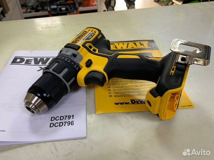 Шуруповерт dewalt DCD791N (70нМ) 18В без акб и зу