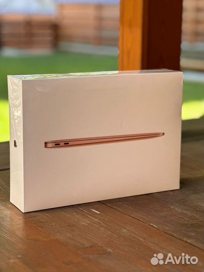 Apple macbook air 13 2020 m1 8gb 256 SSD