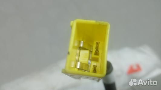 Подушка сидения пассажира mazda 3 BM (4GM22YX01)