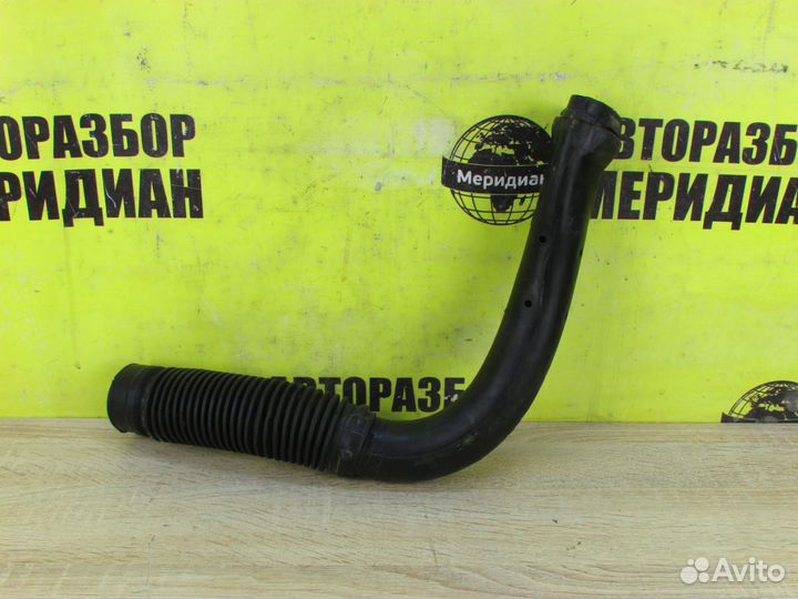 Патрубок воздушного фильтра Лада Ларгус