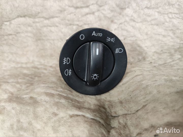 Блок управления светом Volkswagen Touareg