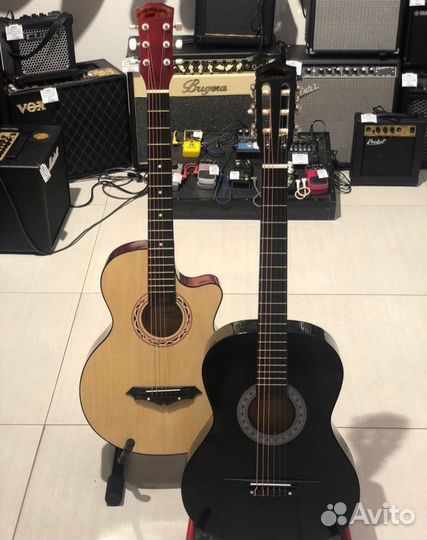 Гитара новая
