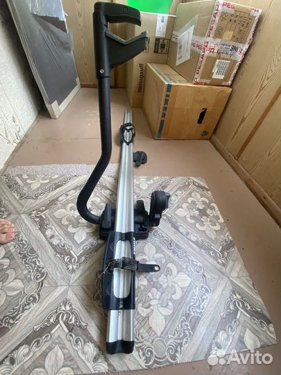 Велобагажник на крышу thule proride