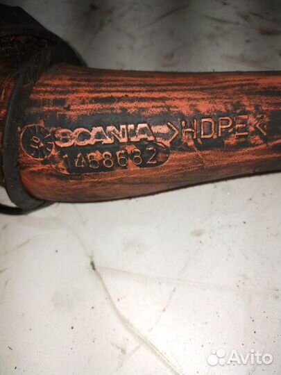 Маслозаливная труба (с крышкой) / (Scania) 1724875