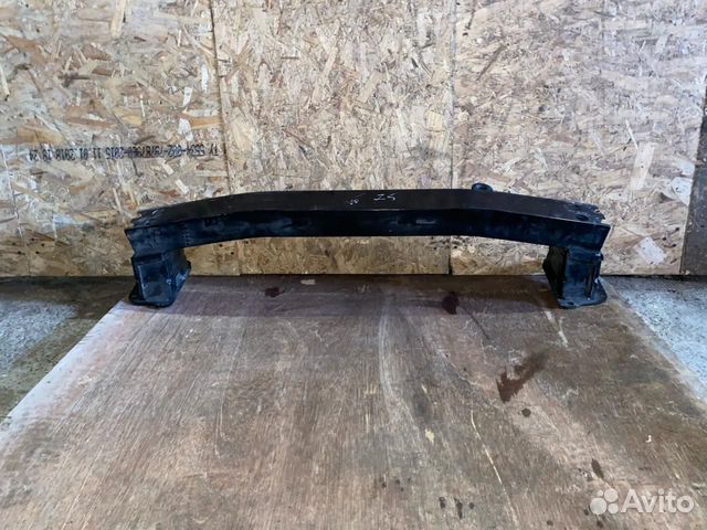 Усилитель переднего бампера Nissan Teana J32