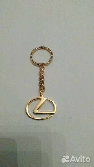 Lexus брелок