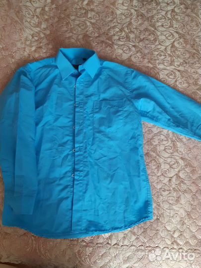 Рубашки для мальчика цветные и белые