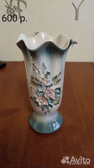 Вазы (смотреть фото)