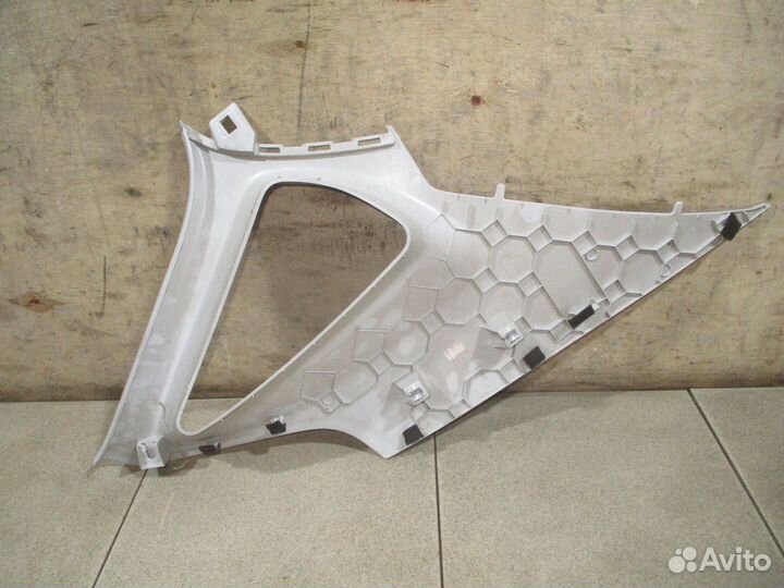 Обшивка стойки VW Polo Sedan 2010-2020