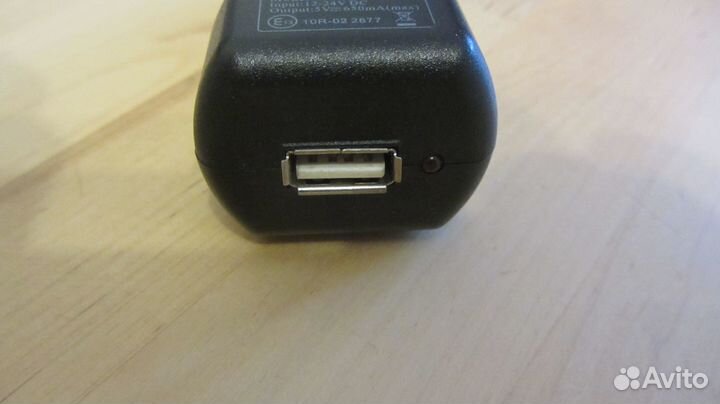 Автозарядка SAC-USB