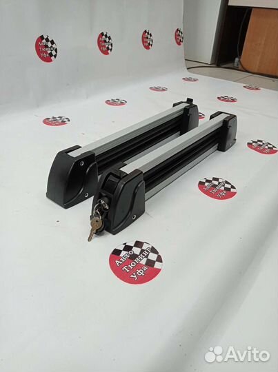 Крепёж для лыж на 3 пары