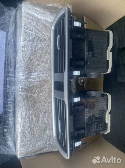 Центральный воздуховод Mazda 3 BM