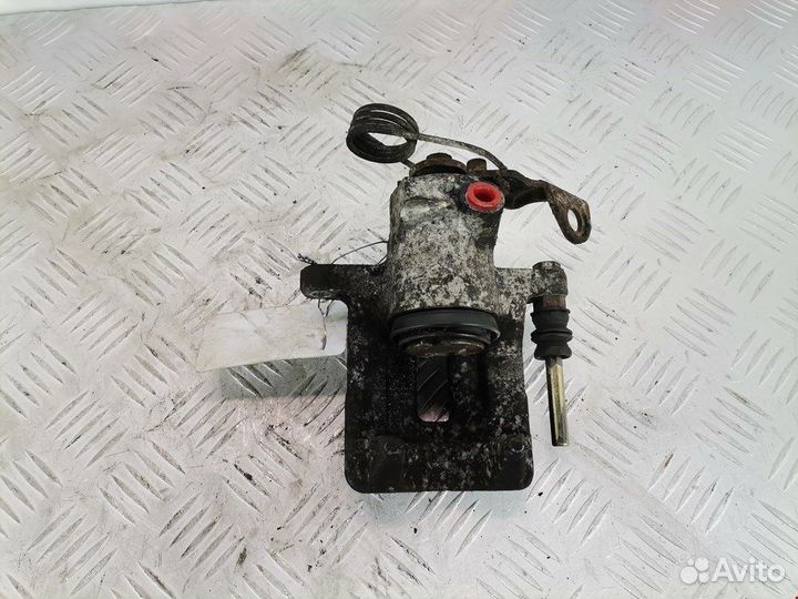 Суппорт задний левый для Volkswagen Passat 5