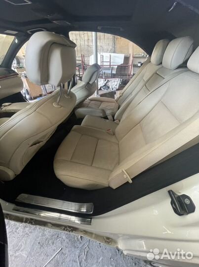 W221 салон сидения
