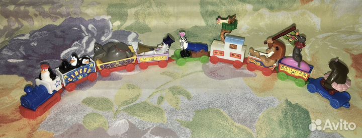 Киндер сюрприз, нестле серии игрушек